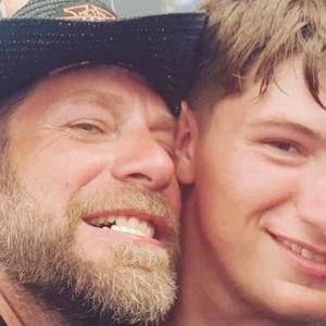 Meet your Posher, Todd